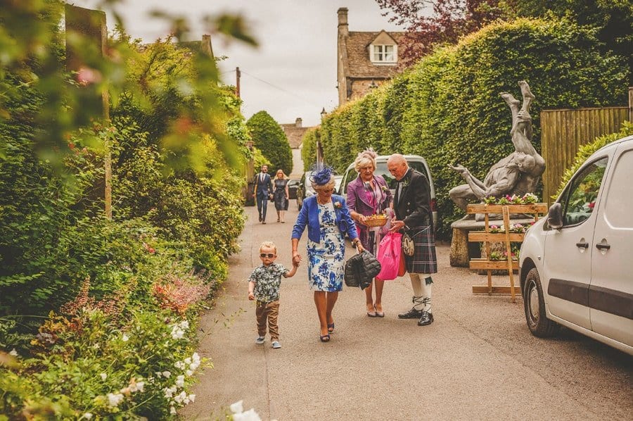 The groom's family arrive at Abbey House gardens