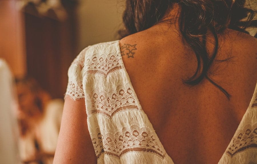 The back of the brides dress