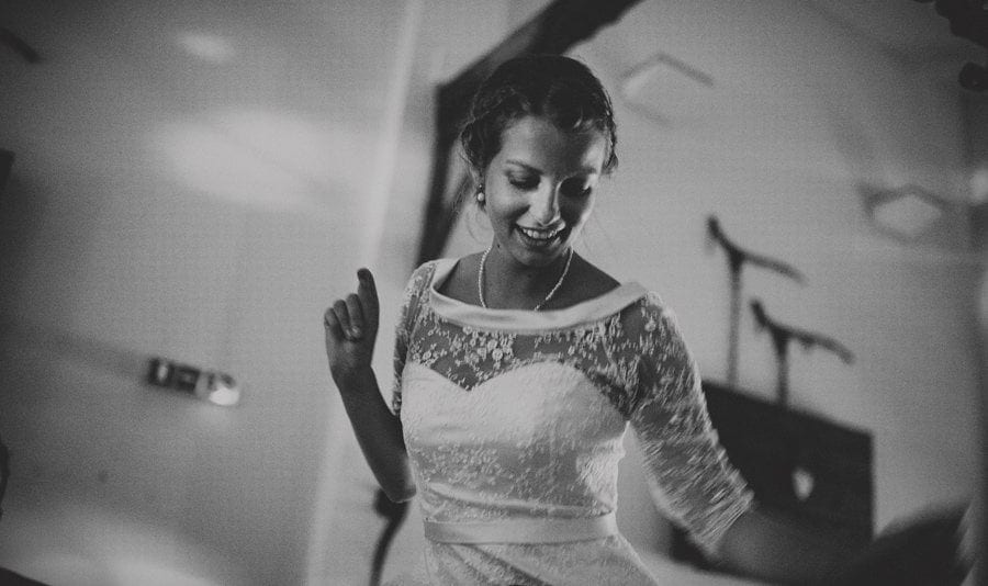 The bride dancing on the dancefloor